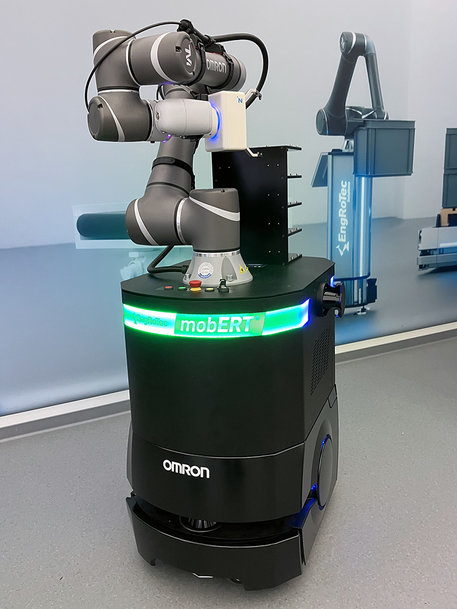 EngRoTec - Solutions liefert Laborautomationslösung mit fahrerlosem Transportsystem und Roboterzubehör der Zimmer Group